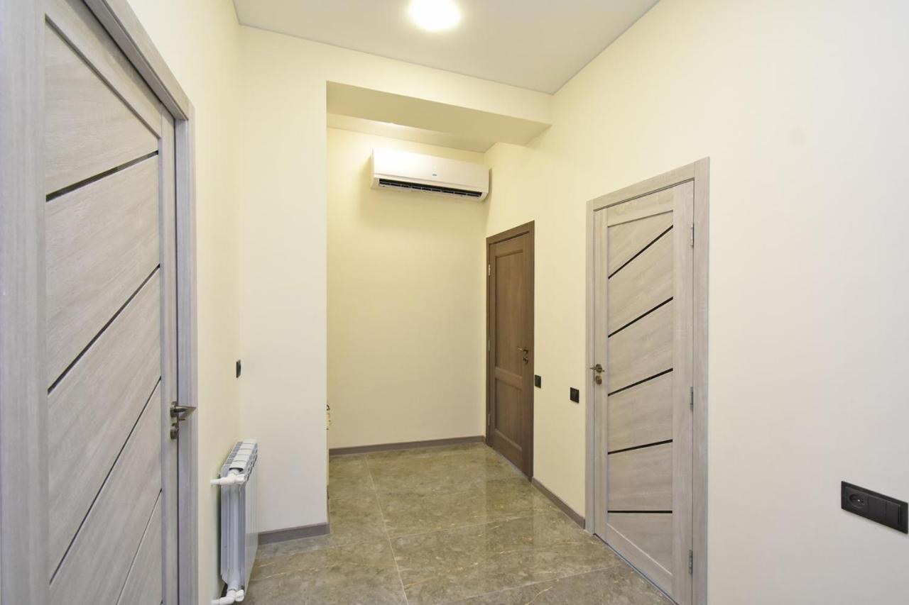 New Apartment In Downtown Yerevan Exterior photo